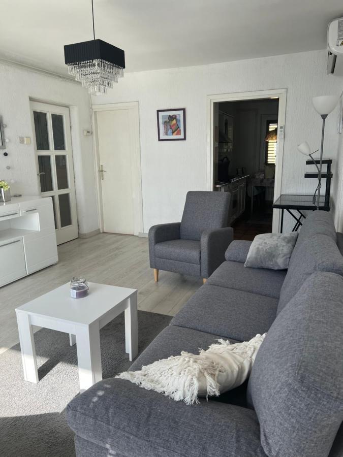 Dolce Vita Apartment Сен Екстериор снимка